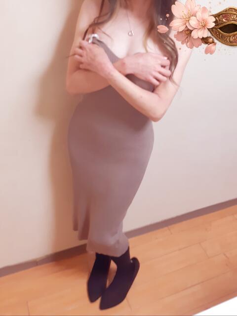 花岡 きみか 仮面ごとに咲く花(デリヘル)