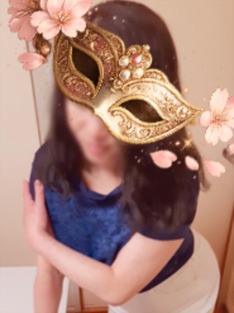 吉田　かほ 仮面ごとに咲く花（デリヘル）