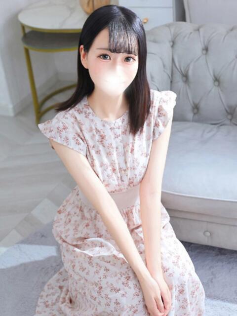 れい★笑顔溢れるキス好き天使★ Chloe五反田本店　S級素人清楚系デリヘル（デリヘル）