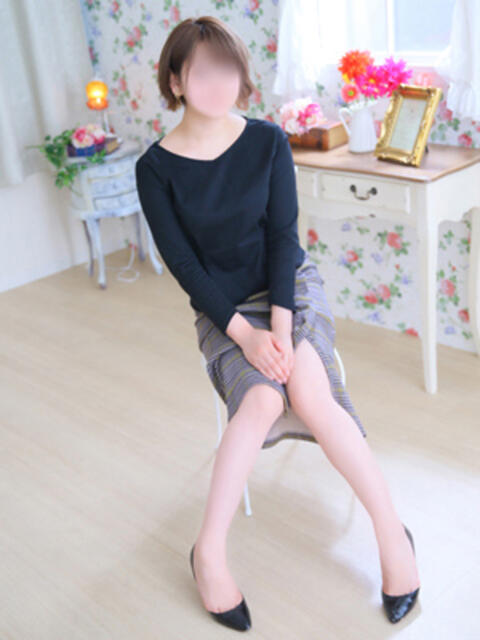 ひな 出会い系人妻ネットワーク さいたま~大宮編(人妻系デリヘル)
