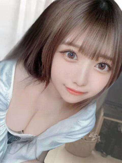 もみじ ワンチャン!!!アヘ顔全開あざとギャル(デリヘル)