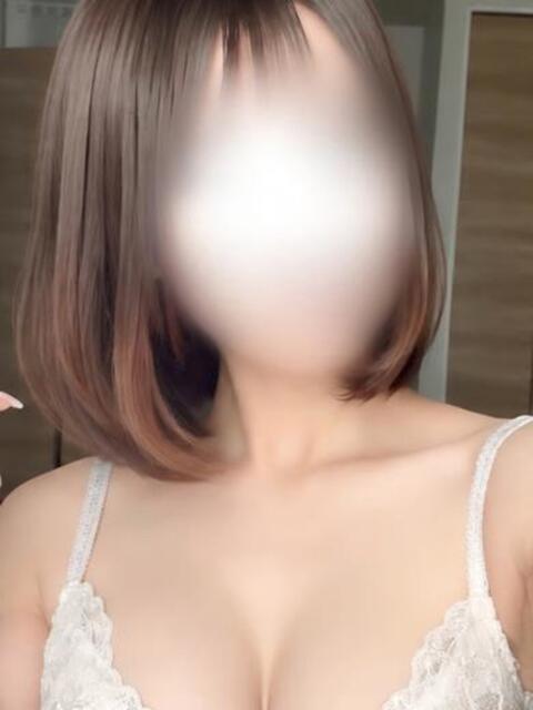 フユ【6/23初出勤!地元嬢♡】 CLUB CHELSEA(クラブ チェルシー)福井(デリヘル)