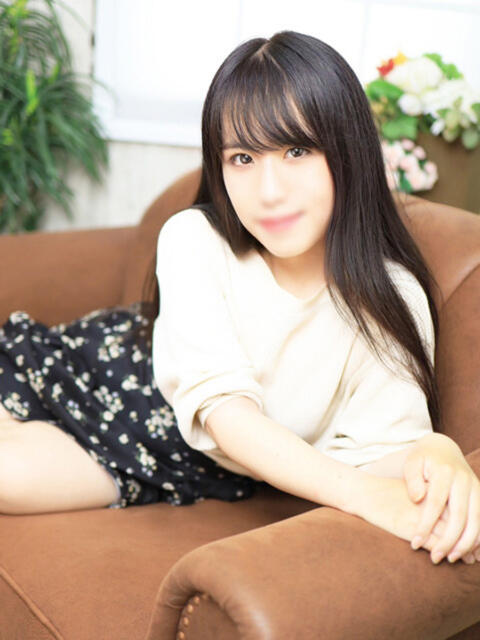 ひより★敏感甘え系奥様 新妻物語(人妻ホテヘル+デリヘル)