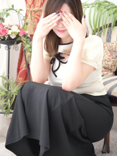 まゆ 横浜人妻セレブリティ（ユメオト）（人妻系デリヘル）