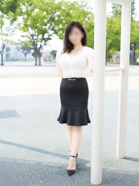 桐島 環 こあくまな熟女たち 本厚木店(KOAKUMAグループ)（人妻・熟女デリヘル）