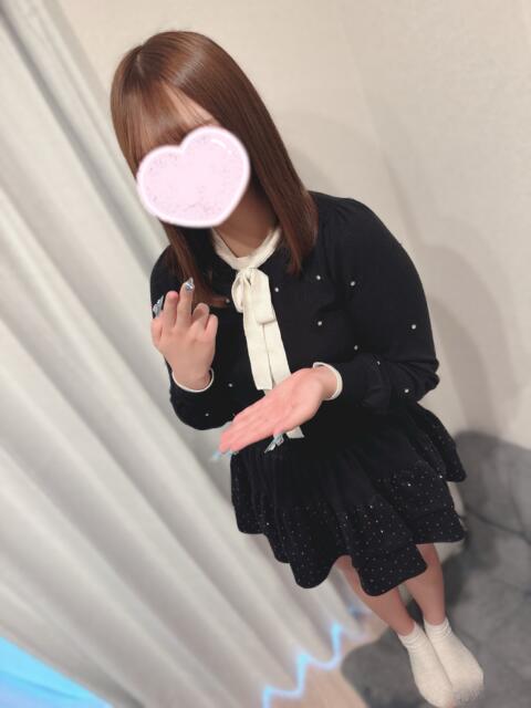 体験期間りり『経験数日の整ったお顔が眩しい美顔童顔美少女』 錦糸町派遣型JKリフレガチあい（派遣リフレ）