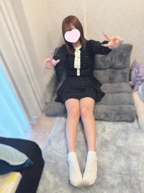 体験期間りり『経験数日の整ったお顔が眩しい美顔童顔美少女』 錦糸町派遣型JKリフレガチあい（派遣リフレ）