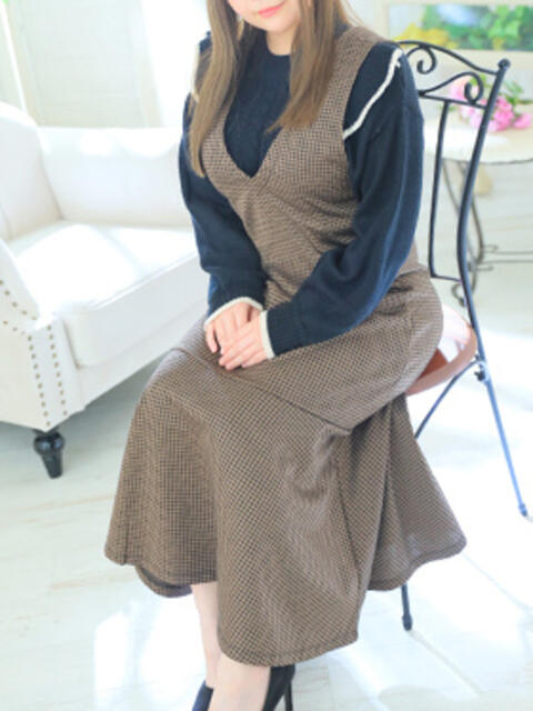 保田 かすみ ほっこりーヌ谷九店（淫乱人妻専門ホテヘル＆デリヘル）