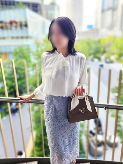 えま 完熟ばなな 谷九店（熟女待ち合わせ型デリヘル）