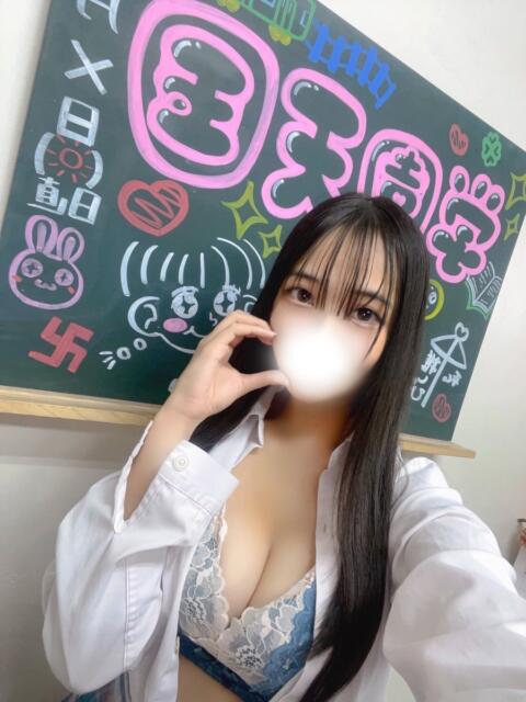 まり(隙だらけの純粋美少女) 学園天国(ファッションヘルス)