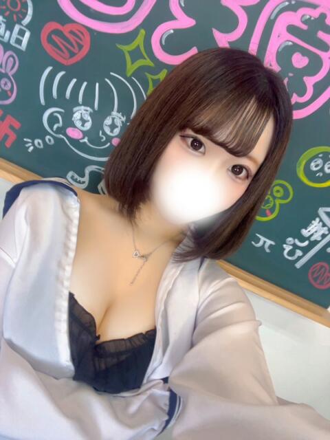 ねむ(ふんわりEカップ) 学園天国(ファッションヘルス)