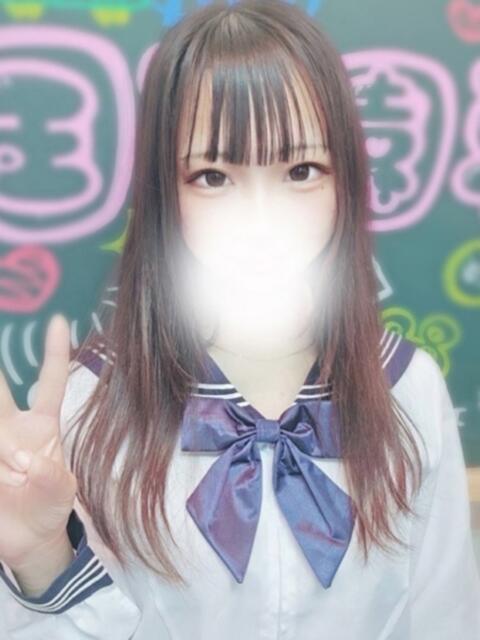 りり(可愛い現役学生) 学園天国(ファッションヘルス)