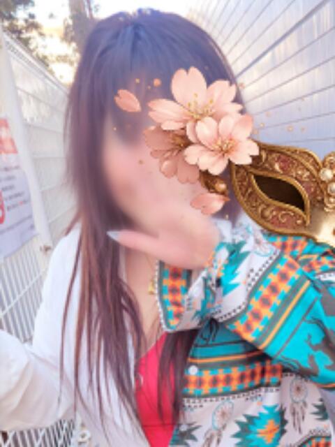 島倉　ちなつ 仮面ごとに咲く花（デリヘル）
