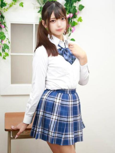 富田もな 池袋パラダイス（ホテヘル＆デリヘル）