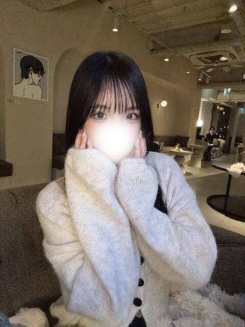 ミラクル美女女子大生さらちゃん ロイヤル　アテンダー（デリヘル）