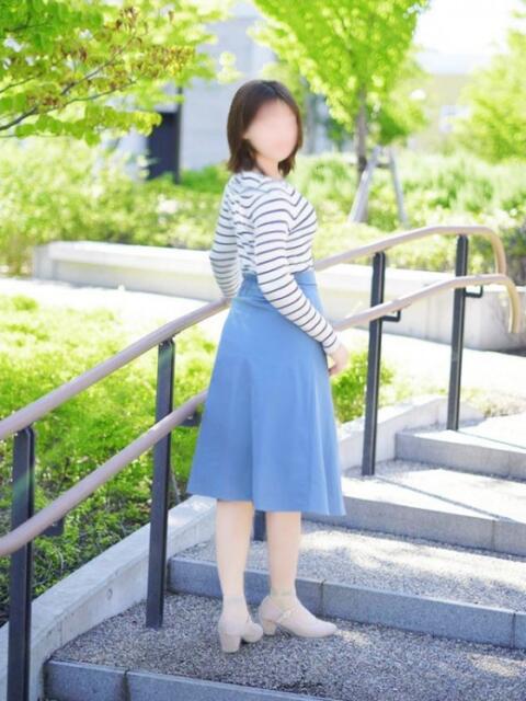 西山 恵美 こあくまな熟女たち 池袋店(KOAKUMAグループ)(人妻・熟女デリヘル)
