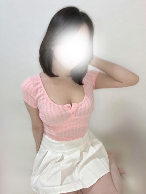美波かな Darlin Premium(ダーリンプレミアム)（【非風俗】メンズエステ）