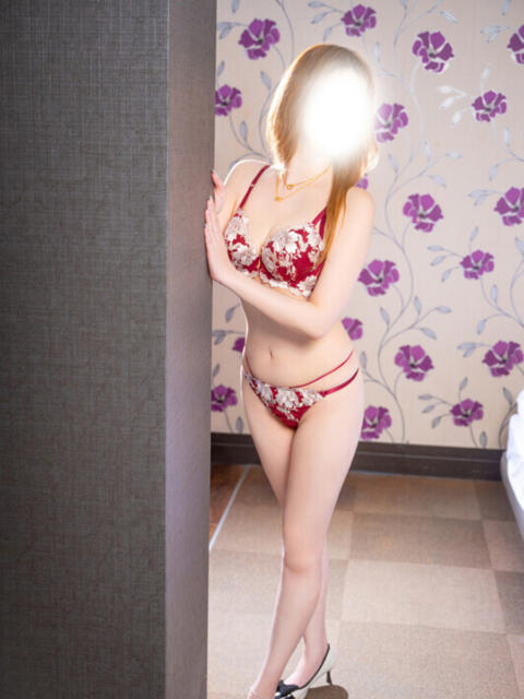 ゆか 宇都宮ムンムン熟女妻(人妻デリヘル)