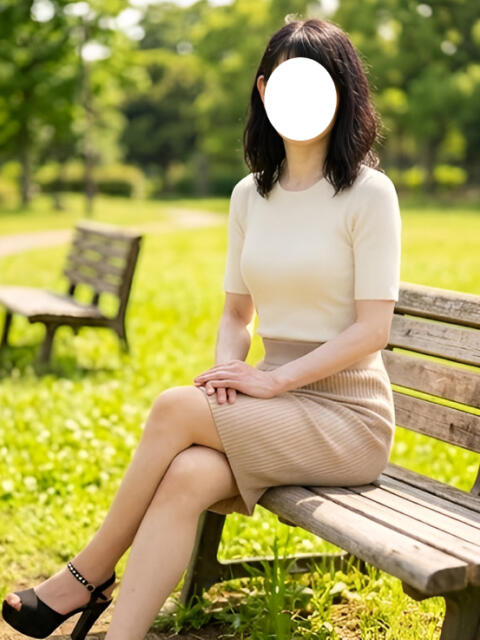 ななは 恋づま（人妻デリヘル）