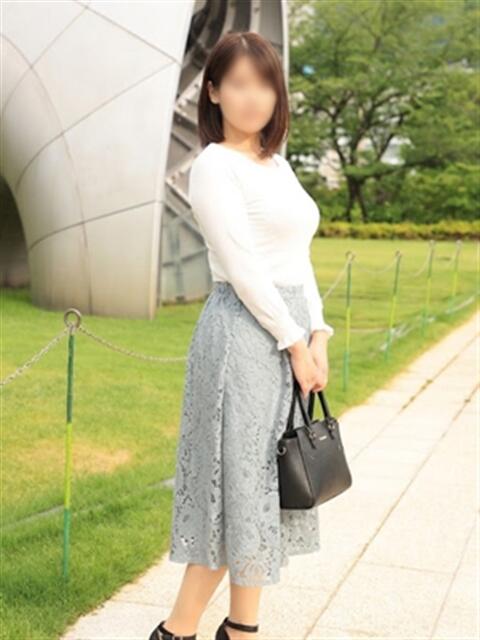 初美 出会い系人妻ネットワーク錦糸町~小岩編(人妻デリヘル)