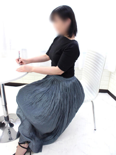 ちはる マダム可憐（人妻デリヘル）