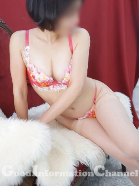 きょうこさん いけない奥さん 梅田店（人妻ホテヘル＆デリヘル）