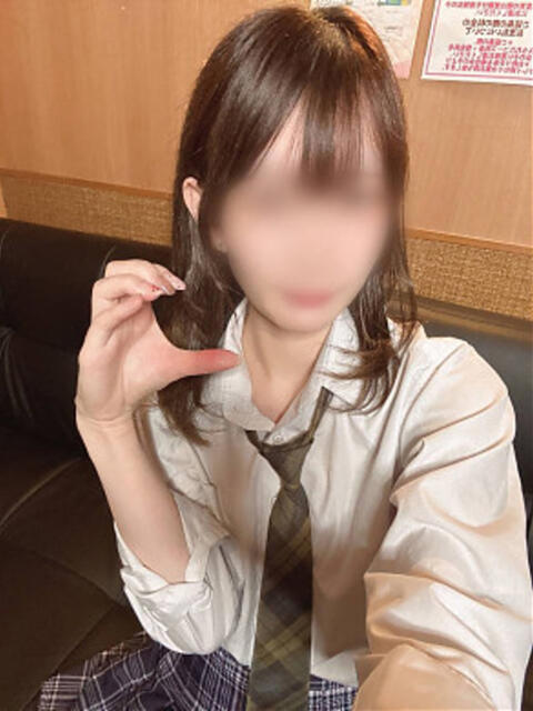 しおん 西川口ビデオdeはんど（店舗型ビデオBOX風手コキ店）