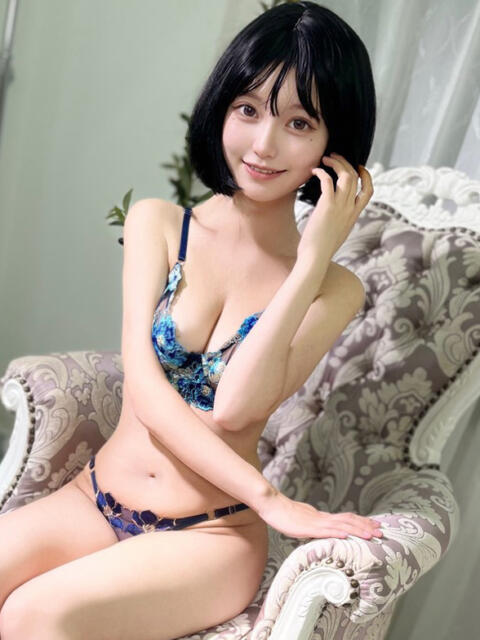 おすず 池袋3P複数プレイ専門店 ハーレム(ホテヘル&デリヘル)