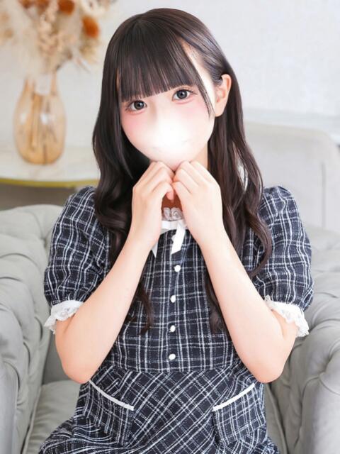 あみな★広瀬すず似ロリカワ天使 Chloe五反田本店　S級素人清楚系デリヘル（デリヘル）