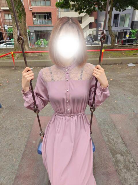 れお(高身長スレンダー美女) おクンニ天国～Rising Group～（店舗型オナクラ(クンニ☓手コキ)）