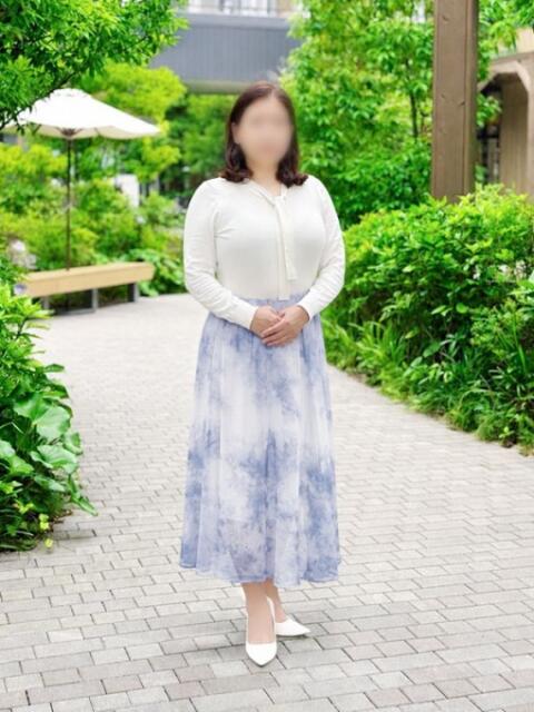 相原 ちひろ こあくまな熟女たち 本厚木店(KOAKUMAグループ)(人妻・熟女デリヘル)