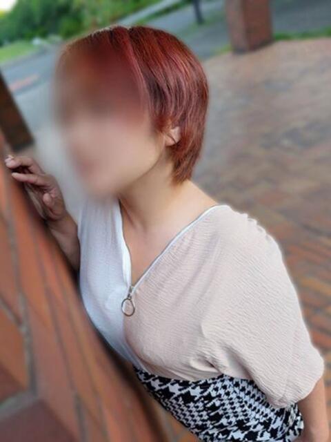 瀬名 松戸おかあさん（熟女デリヘル）