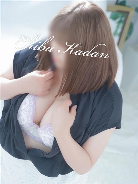 あずみ 千葉人妻花壇(人妻デリヘル)