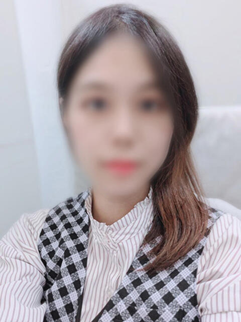 白石さらさ 淫乱OL派遣商社 斉藤商事（デリヘル）