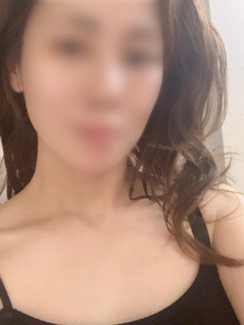かりん 吉野ケ里人妻デリヘル 「デリ夫人」（デリヘル）
