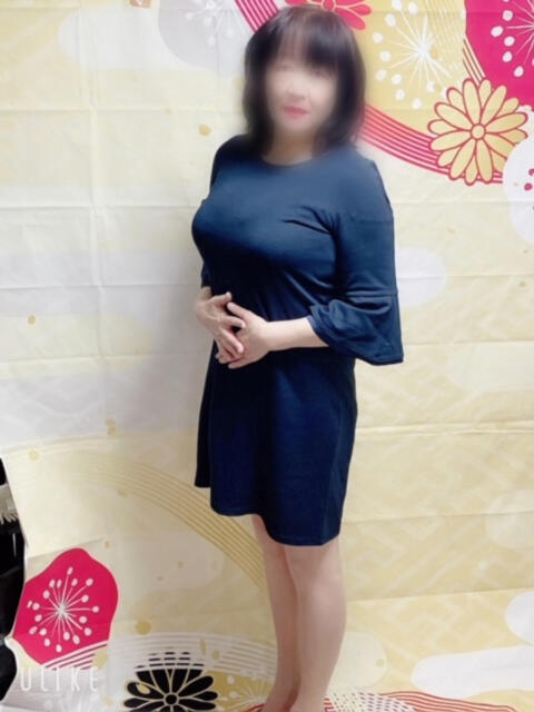 三条 鶯うぐ（人妻系熟女デリヘル）