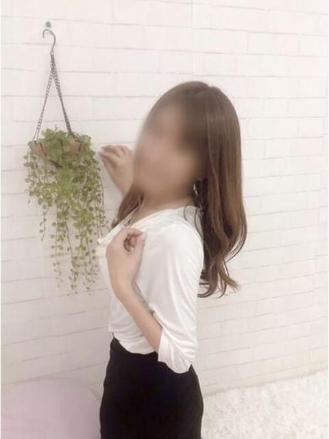 りこ 豊田人妻隊（路上待ち合わせ専門デリヘル）