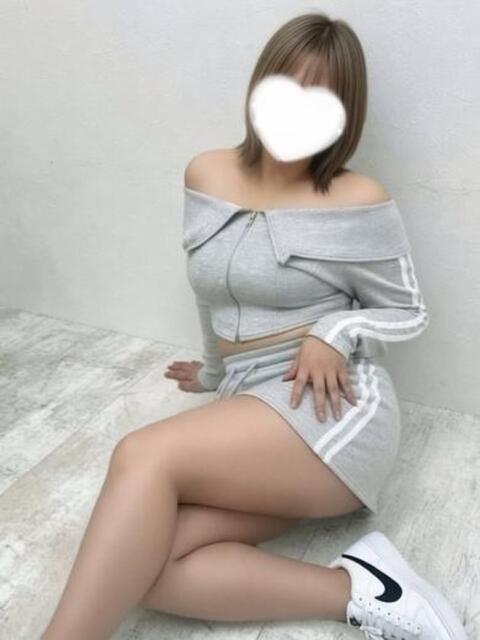 もも【GOLDcourse】 お姉さん人妻専門店FANTASY（デリヘル）