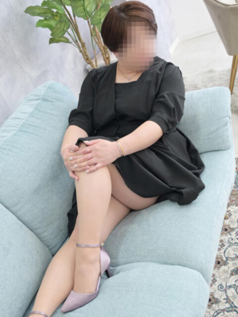 なおこ 奥様の実話 なんば店（人妻ホテヘル）