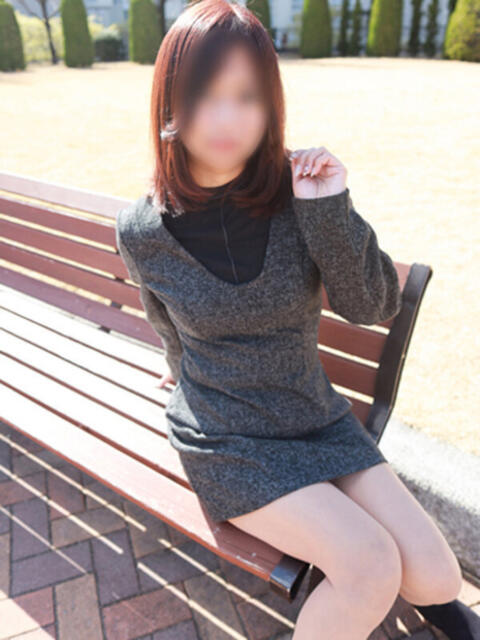 なお 即トク奥さん（人妻系デリヘル）