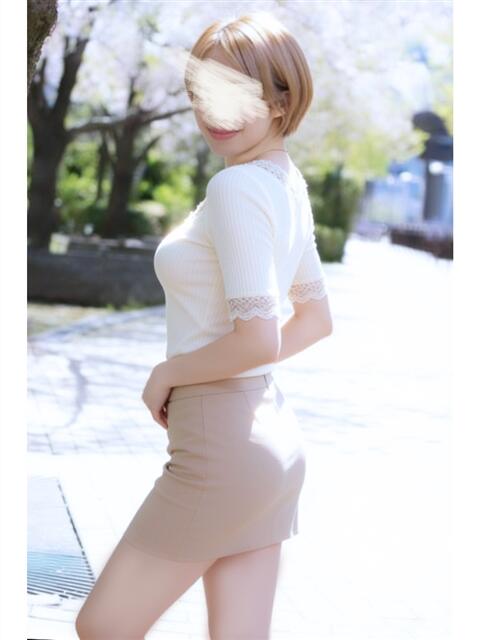 岡田 しずか セカンドパートナー池袋(人妻デリヘル)