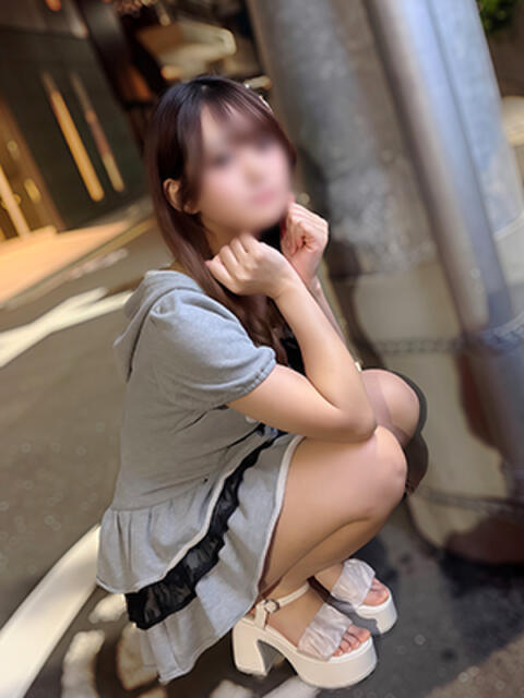 えま かりんと秋葉原（オナクラ・手コキ）