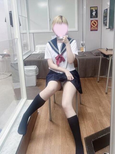 星導りな 聖リッチ女学園(ファッションヘルス)