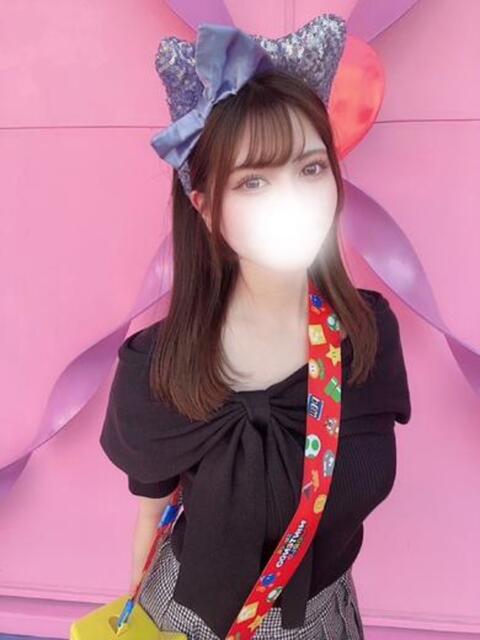 グラビアモデル美女れんかさん ロイヤル　アテンダー（デリヘル）