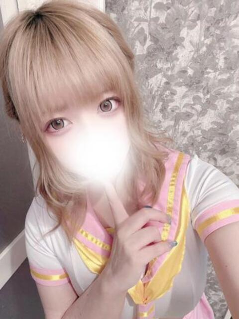 ドＭ嬢こはる ロイヤル　アテンダー（デリヘル）