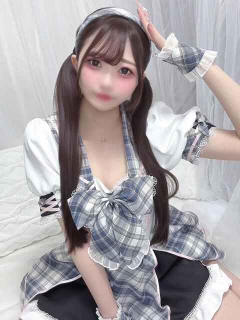 つきの E+アイドルスクール　大阪・日本橋店（デリヘル）