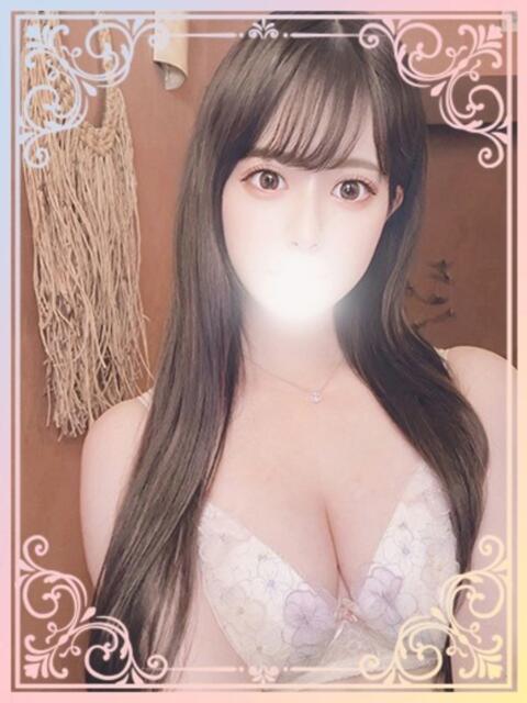 ゆあん【くらら3Pコース可能】 Mode（モード）◆理想の彼女◆（デリヘル）