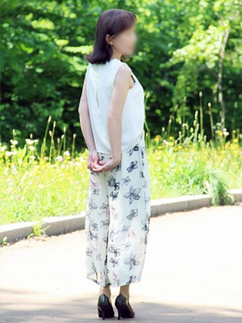 ひかる 完熟ばなな札幌・すすきの（人妻熟女デリヘル）