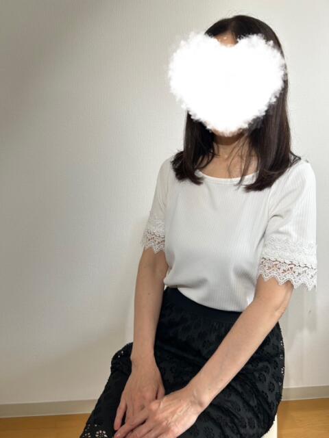 さとみ 美妻川越～熟女との時間～（熟女デリヘル）