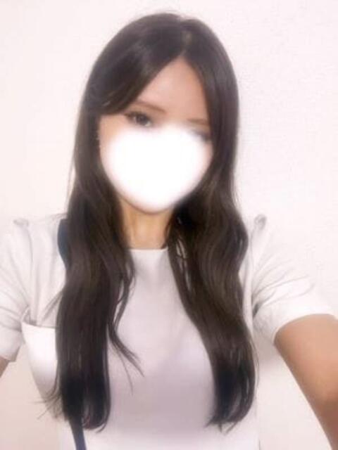 華乃 (かの)・Gランク 8Seasons(エイトシーズン)（【非風俗】メンズエステ）